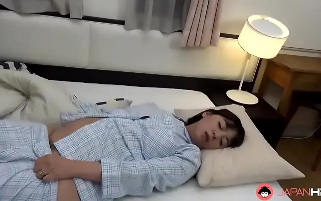 Japanese Stepmom Moans Loudly While Giving Her Stepson a Wet Pussy Ride