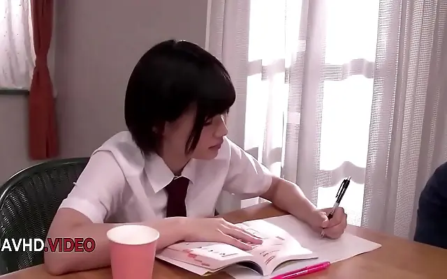 舌头 +免费 被c Naughty Japanese schoolgirl seduces with wild blowjob and passionate hardcore sex
