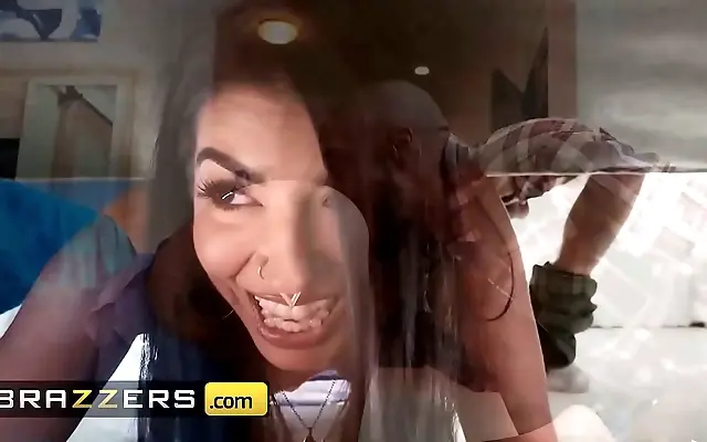 Jasmine Sherni Sizzles in a Wild Threesome with Violet Myers and Dwayne