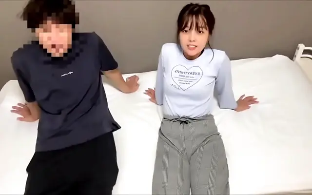Japanese amateur couple gets wild as he slides his huge cock in her tight pussy