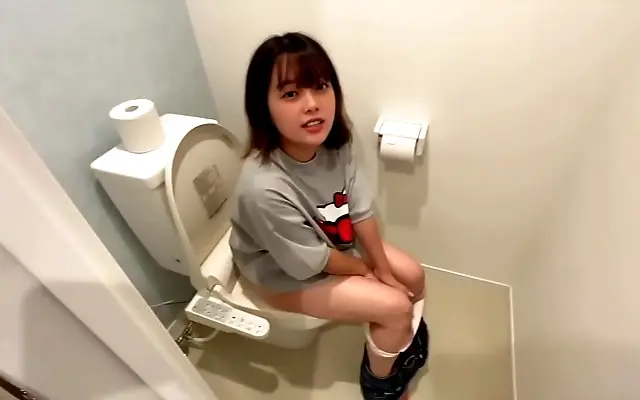 Caught in the moment she cheats with her boyfriend's friend after a fight