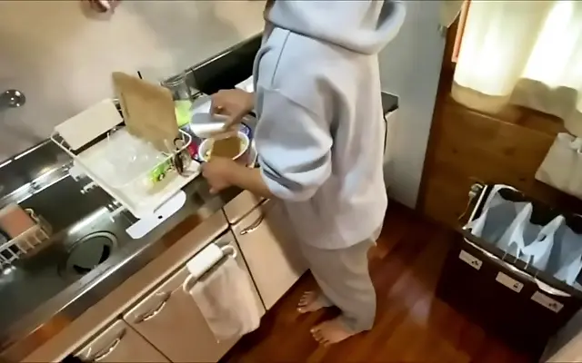 色欲av 欧美激情 一区二区三区 大免费 Intimate home date turns steamy as arousal takes over