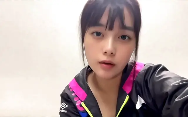 做爰A 妇视频 精品乱 少妇做爰 Japanese stunner loses herself in intense solo ecstasy, black hair cascading down