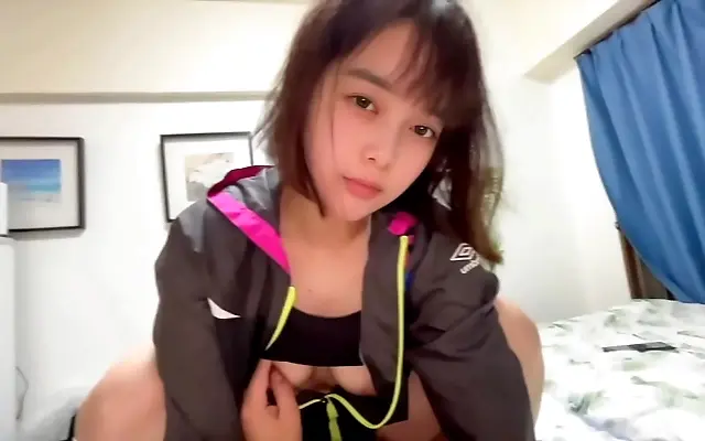 做受 视频在线播放 洲一级 日韩无码 Maca-fueled frenzy as she rides him raw through breathless, back-to-back climaxes
