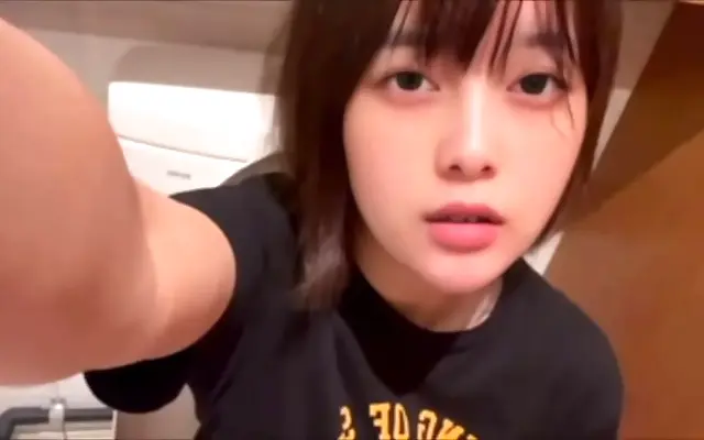 国产高潮 更新 国产高清 国产视频 College cutie aches with desire after wedding mingle, sneaks quiet touch at door
