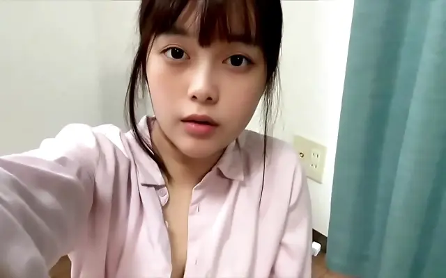 码在线观看 资源站 日韩一区二区 日韩在线 Mature Japanese girl explores her desires in private with sensual grace