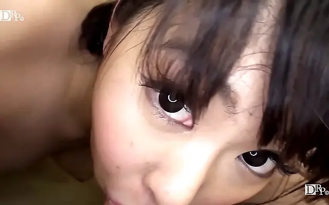 Sultry Japanese temptress ignites passion with expert oral play