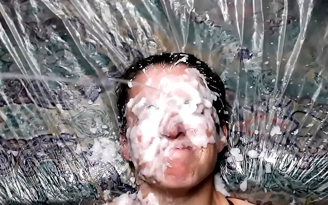 日本三级 视频在线观看 精品国产91 Amateur cum bukkake faces covered in thick loads with dirty talk