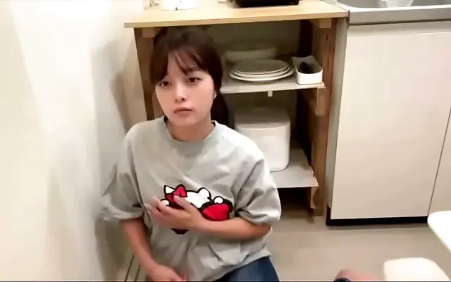 Boyfriend's hasty exit leaves her craving kitchen solo fun