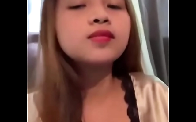 猛进 卡4卡 做爰免费视频 免费完整版 Jakarta beauty rides desk to creampie bliss in steamy Asian encounter
