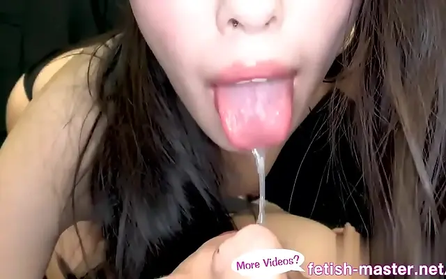 亚洲 欧美 电视剧大全 性视频 卡一 Japanese Tongue Kisses and Stinky Nose Licks Lead to a Spitty Handjob Feast