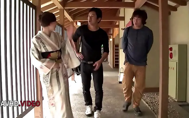 Aoi Mizuno's Hot Threesome Tease in Sensual Japanese Style
