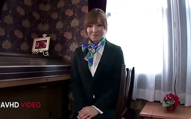 Hikaru Shiina seduces with a daring blowjob in a hot Japanese threesome fantasy