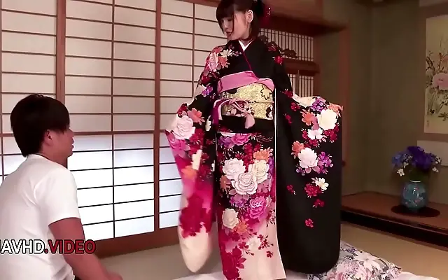 Sultry Japanese goddess in kimono relishes hot creampie fantasies come true